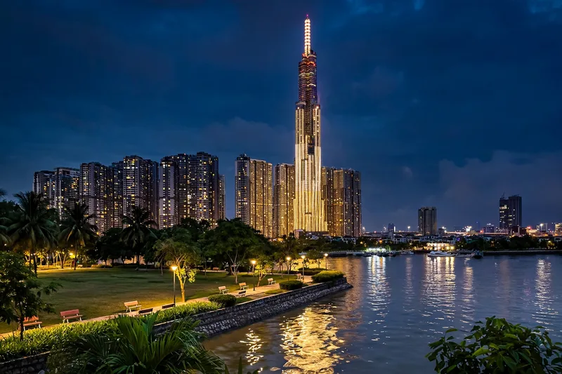 Panoramic view from Landmark 81 Skyview deck showing the Saigon River winding through the dense city below (2)